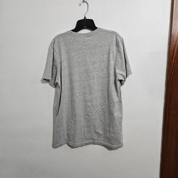 Team Fiona the Hippo Gray T-Shirt. Woman Size Large. Cincinnati Zoo. - Picture 3 of 4